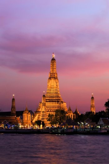 Flight route from Bew York to Bangkok